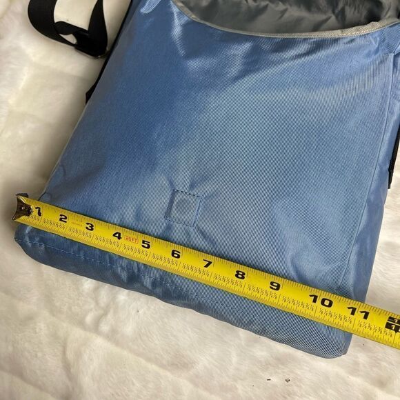 Victorinox Swiss Army Blue and gray office in a bag laptop shoulder bag. - Picture 4 of 7